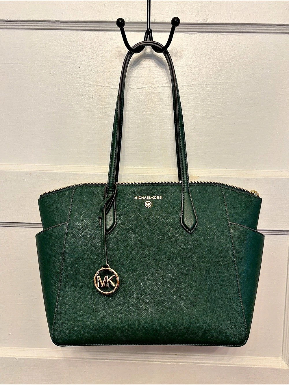 Michael Kors Jet Set Travel Large Top-Zip Tote Green